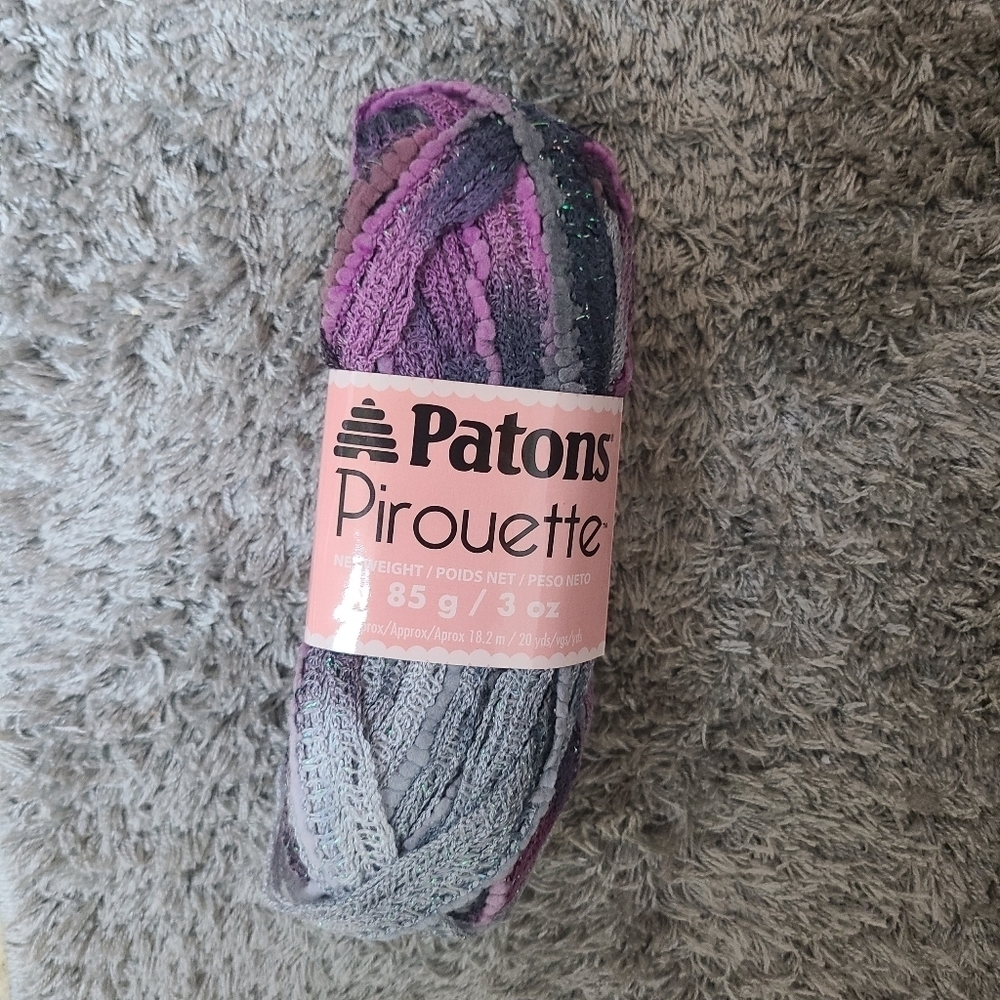 Patons Pirouette yarn skein Orchid Shimmer